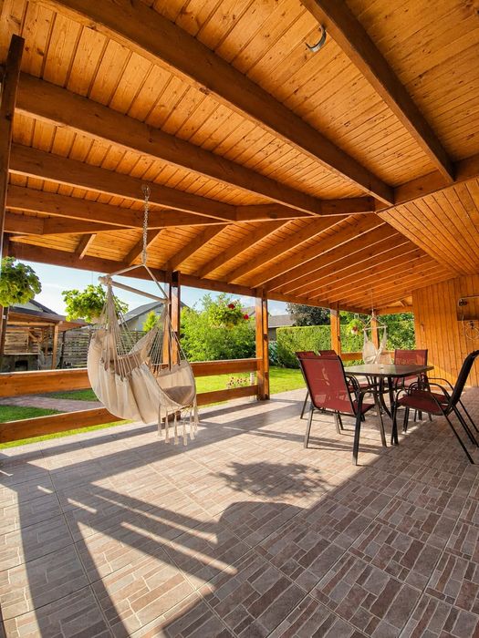 Casa moderna//Vila de lux -Prima inchiriere- cartier Magnolia Paulesti langa Ploiesti -510mp teren-Foisor, terase, 5 parcari- 1345 euro