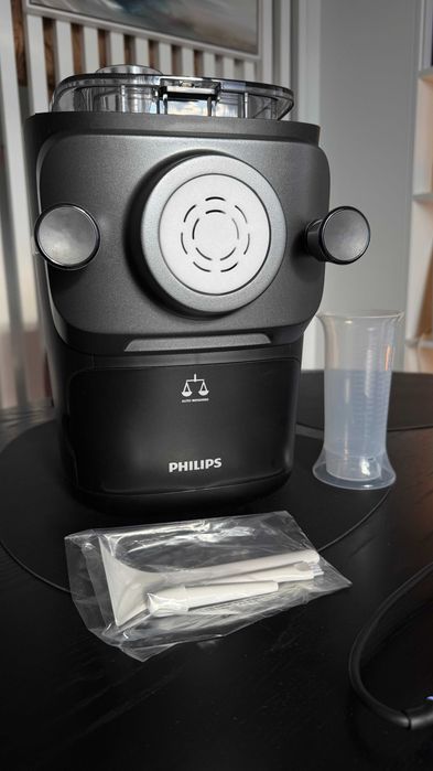 Philips Pasta Maker 7000 Series HR2660 – машина за паста, чисто нова