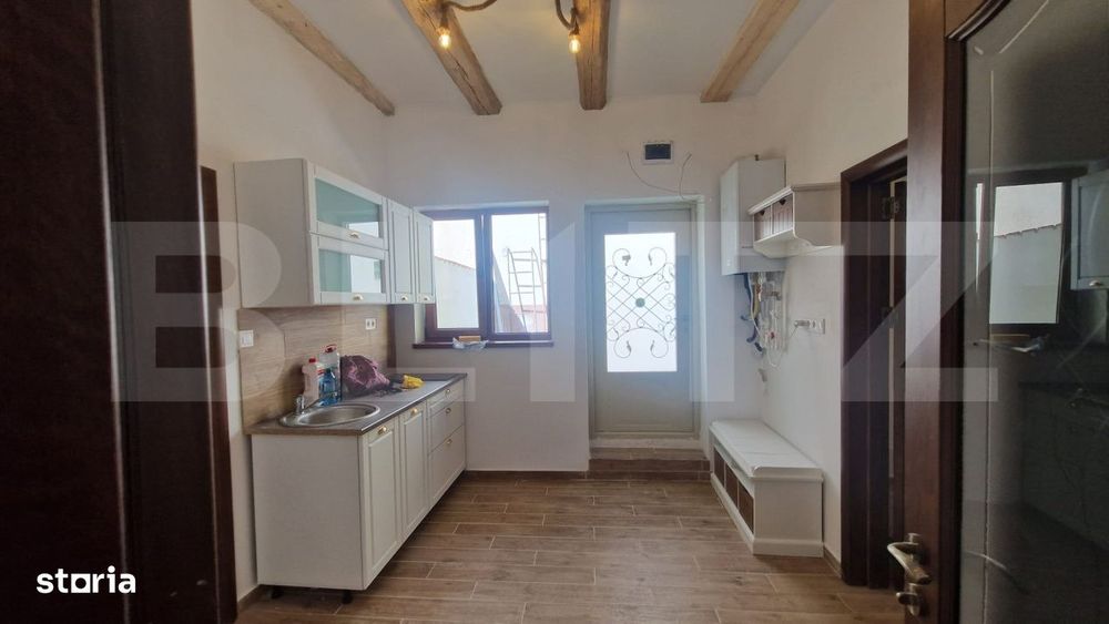 Casa de inchiriat, 2 camere, 60 mp, renovata, mobilata - zona Șchei d