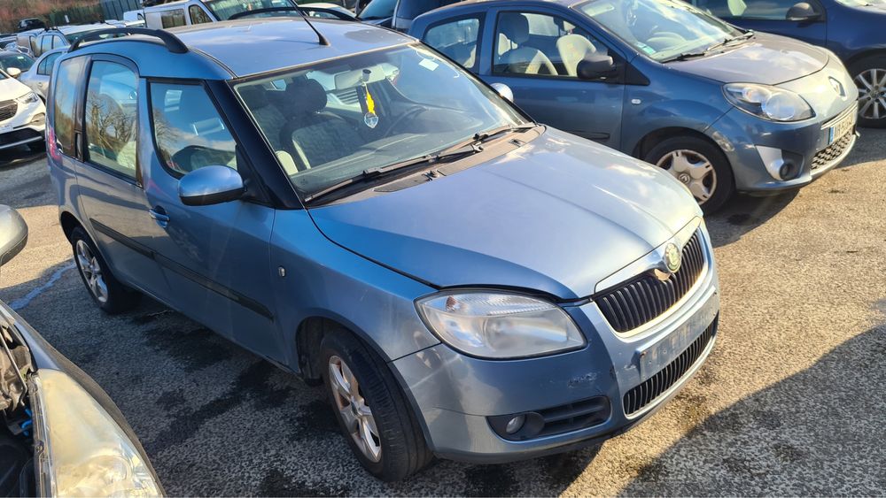 Skoda Roomster 1.2i/1.4 TDi 2011г. на части