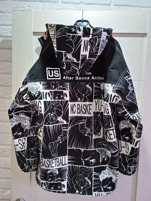 Куртка демисезонная!!!