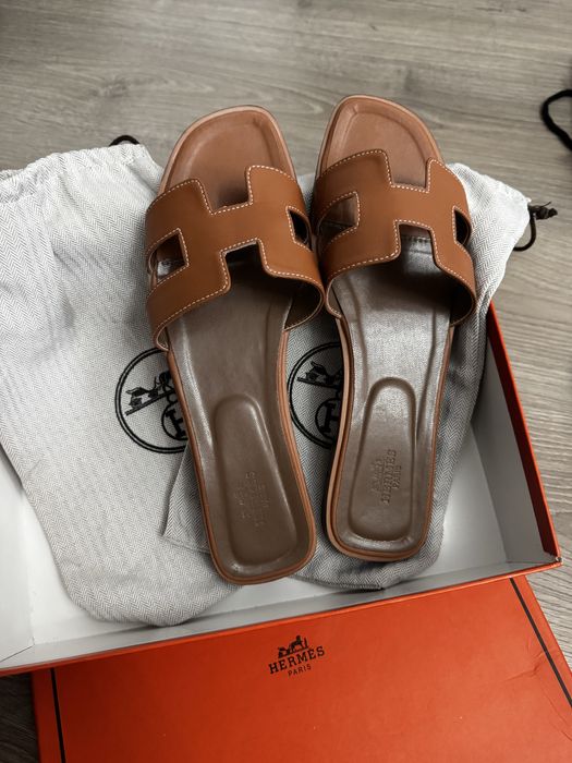 Hermes Oran sandals