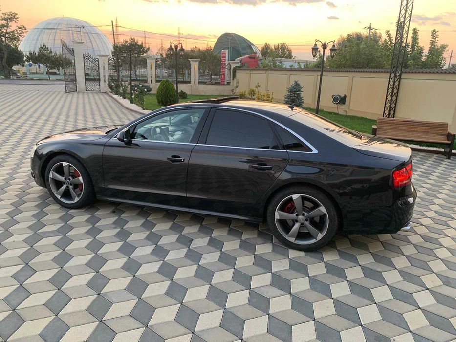 AUDI A8 D4 4Motion 2011 4.2TDi 350 CP E5 4x4 CutieAut Clima Piele Ventilatie Camera LED, proprietar 18.500 €