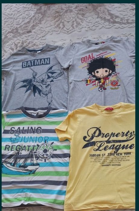 Лот от запазени тениски