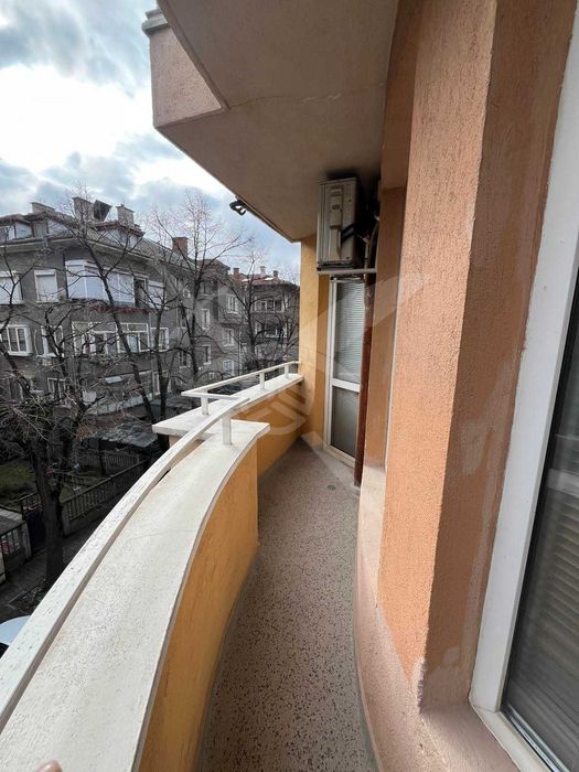 Дава се под наем Тристаен апартамент в Пловдив, Център - 90 кв.м за 598.23 € - Снимка #6