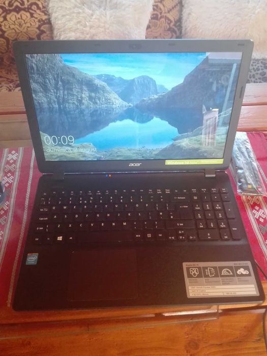 Laptop Acer Aspire ES-15