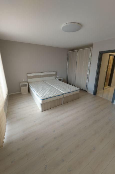 Дава се под наем Двустаен апартамент в Варна, Автогара - 78 кв.м за 450 € - Снимка #3