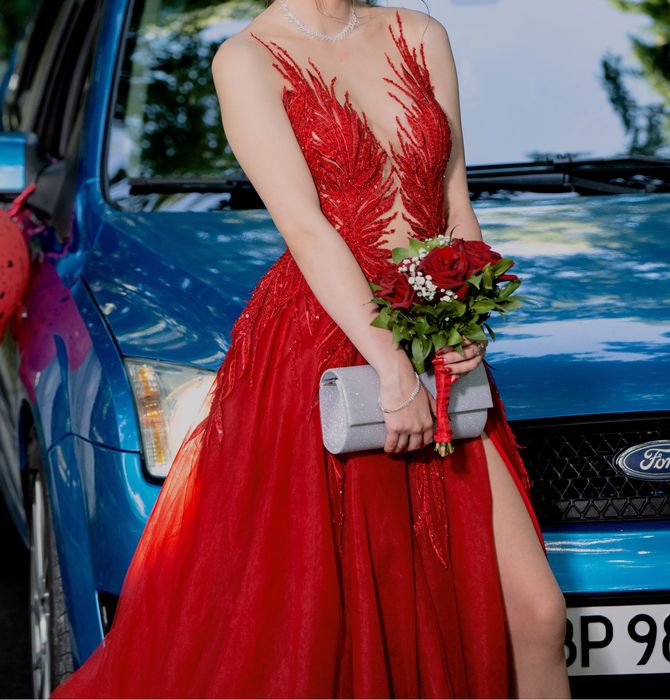 Бална рокля