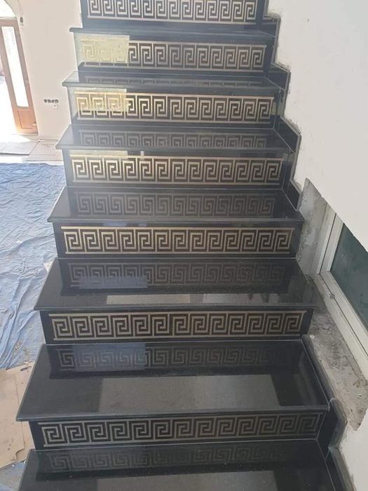 Monumente funerare en-gros prețuri producator