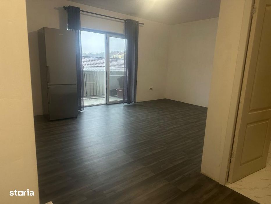OPORTUMITATE ! APARTAMENT cu suprafata totala de 80 mp