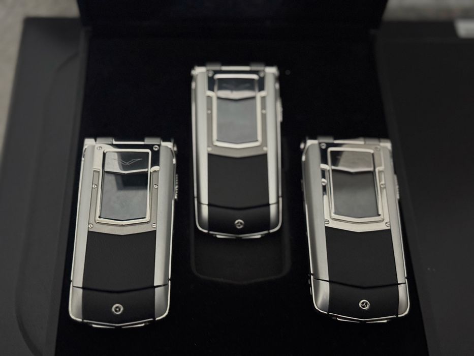 Vertu Constellation Ayxta Brown Alligator