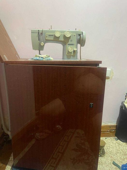 швейная машинка подольск 142 в заводской комплектации