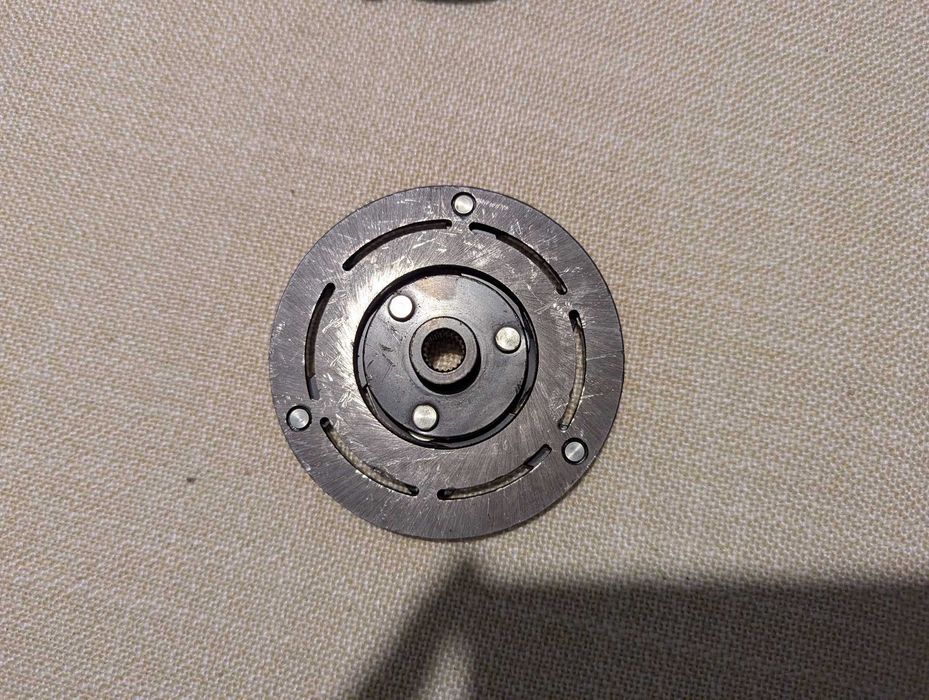 NRF380154 Fulie + Bobina Magnetica Compresor Citroen Peugeot Fiat