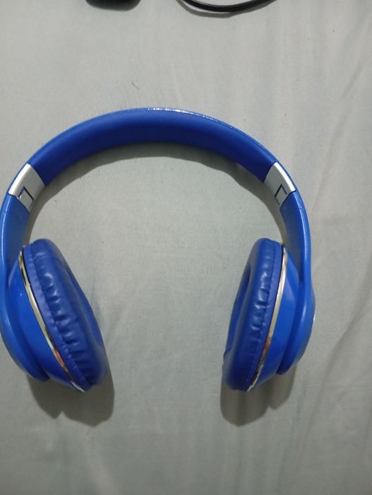 Vând căști stare perfecta