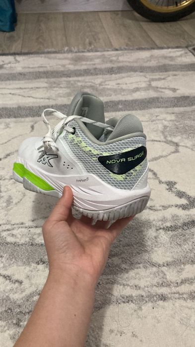 Продам Асикс кросовкий