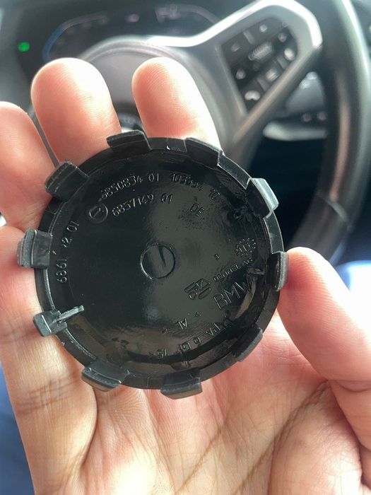 Юбилейни капачки за джанти 56мм G series BMW G15 G20 G22 G30 G42 G80