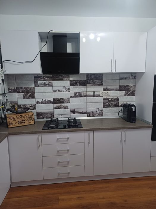 Vând Bucătărie Mobilier + Electrocasnice