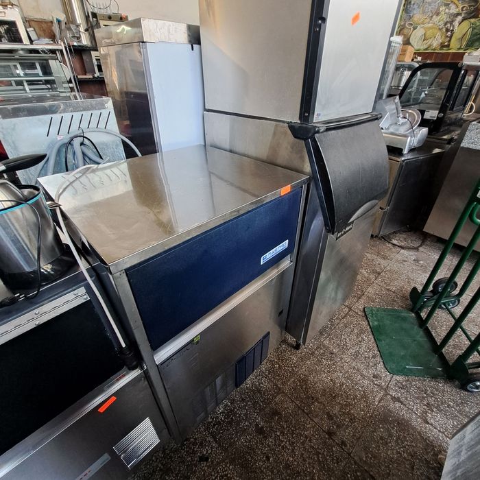 Ледогенератор трошен лед BREMA 140кг