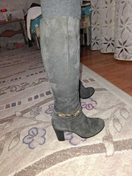 Продам сапоги женкие