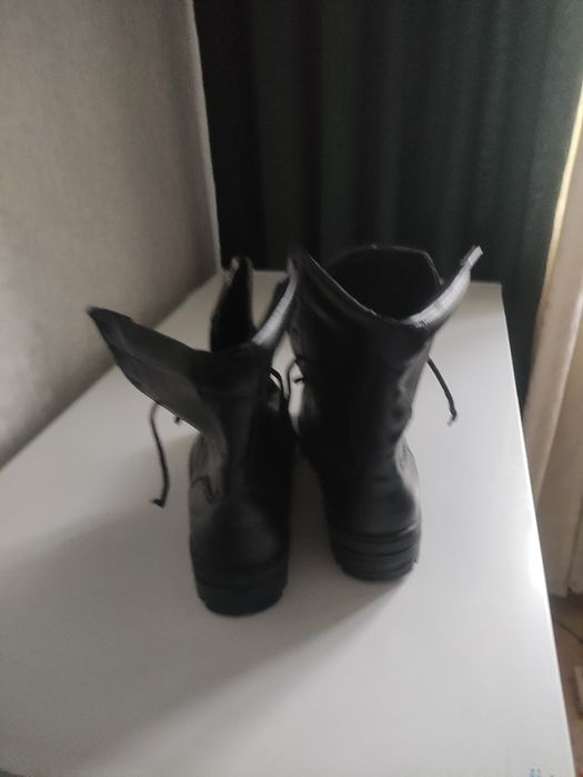 Берцы кожаные высокие