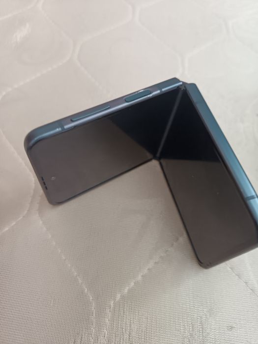 Samsung z Flip3 5g