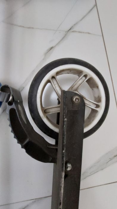 Самокат универсальный , скутер