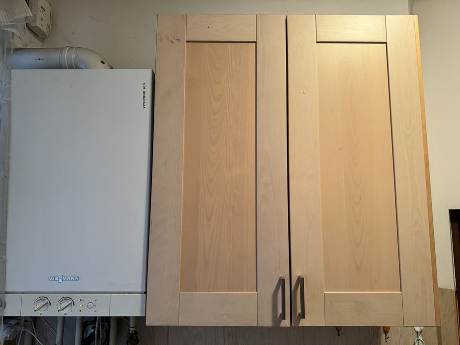 Set Complet Bucătărie IKEA (5 Corpuri) + Blat și Chiuvetă TEKA (foarte putin folosite)