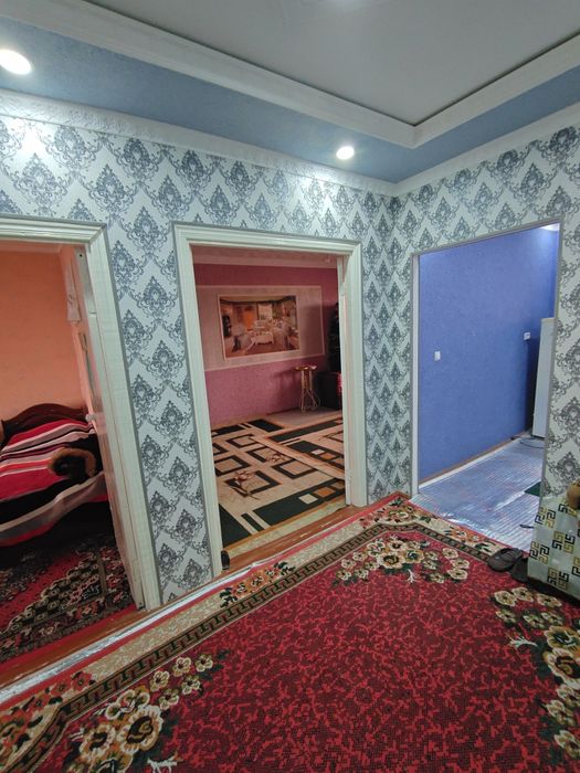 Uy sotiladi shahrixon, xoldevonbek domlarda 2 xonali 3 xonali qilingan