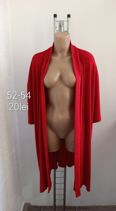 Vând haine de toamna