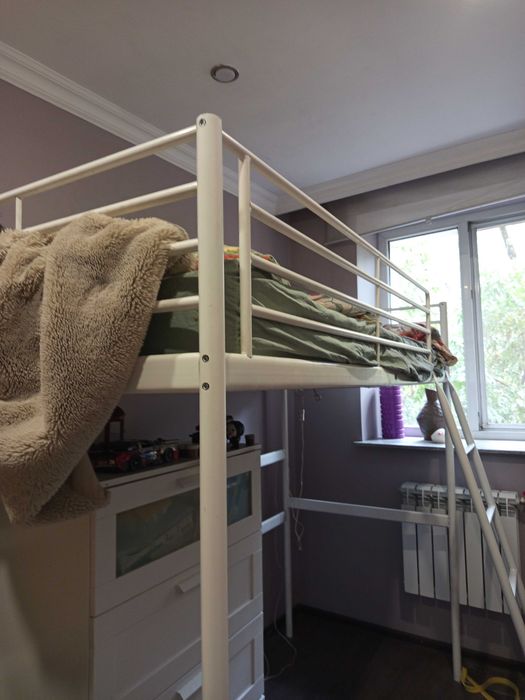Кровать чердак  ikea