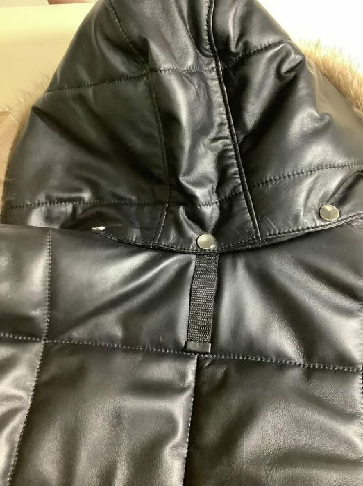 Продам кожаный пуховик52размера