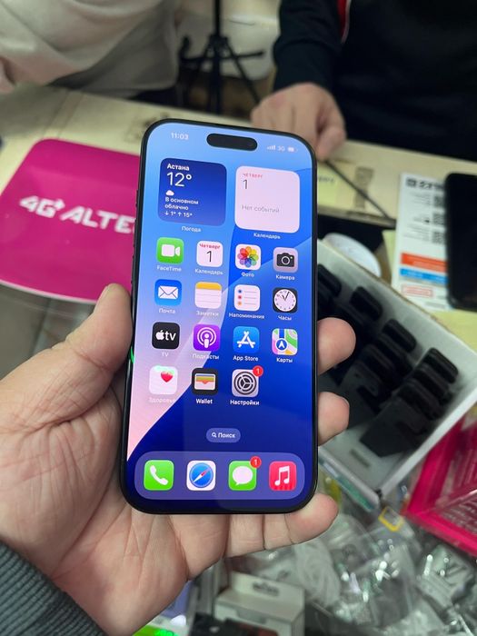 Продам Айфон 16про