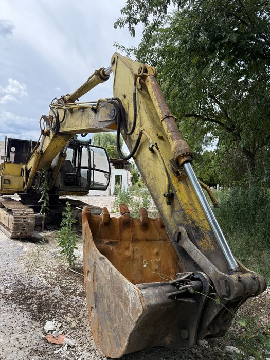 Excavator JSB 24 t