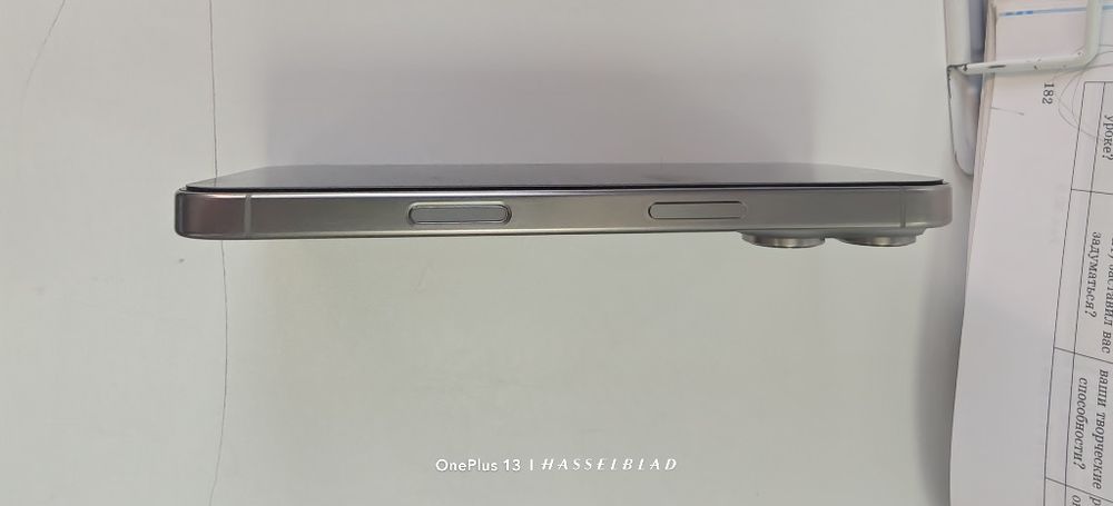 iPhone 16 pro 256/8 идеал ЧИТАТЬ ОПИСАНИЕ