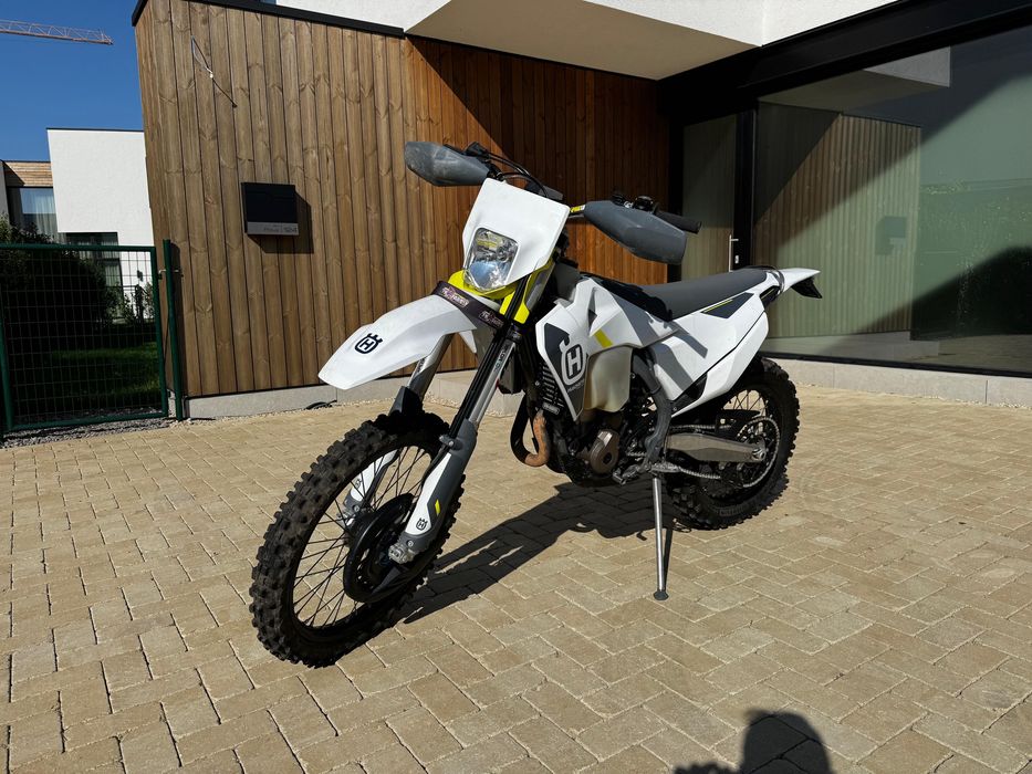 Husqvarna FE 350 4T 2023 full (26h / 712 km / inmatriculata) + suport auto