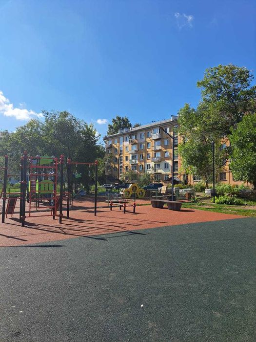 Продам 2х комнатную квартиру в районе 45 аптеки