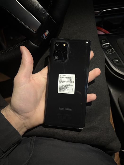 Продам самсунг s10