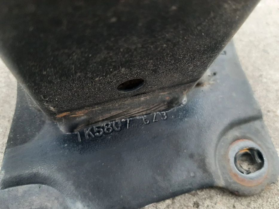 intaritura armatura bara spate vw golf 5 break  1k5807629