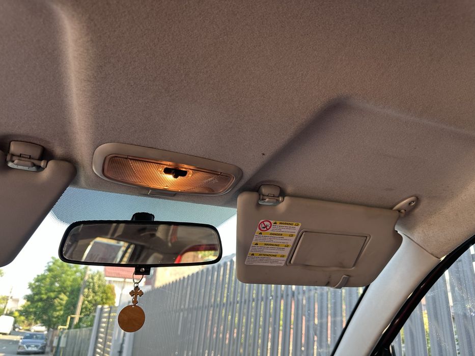 Mazda 2 foarte bine ingrijită!!!