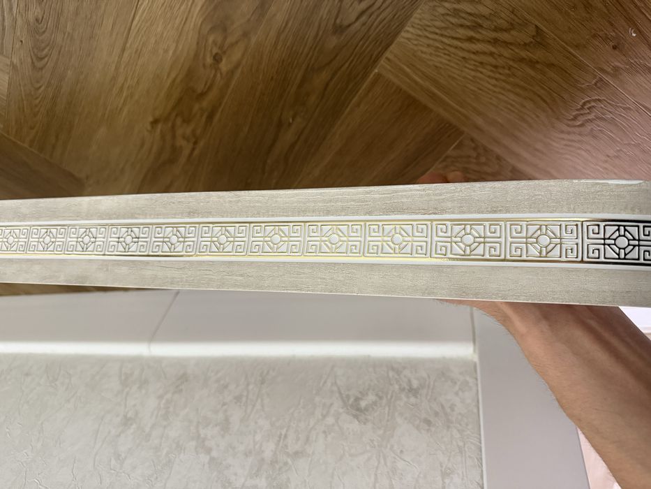 Продам гардины потолочные не дорого