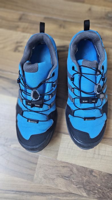 Маратонки Adidas Terrex 55 евро