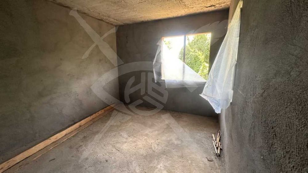 Продава се Къща в с. Царевци, Област Варна - 193 кв.м за 260 €/кв.м - Снимка #5