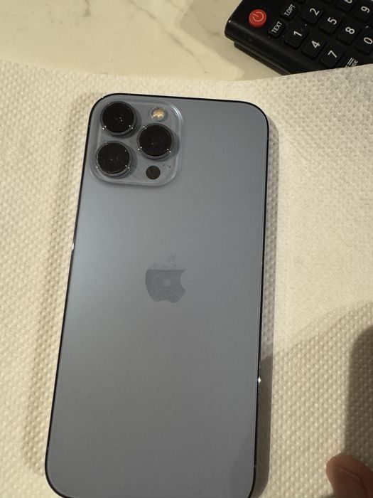 Iphone 13 pro max 89% bat