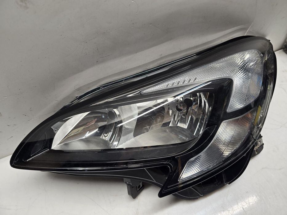Ляв фар за Opel Corsa E / Опел Корса Е