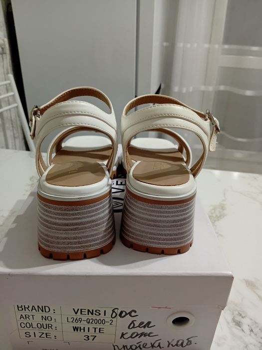 Продам босоножки. Новые!