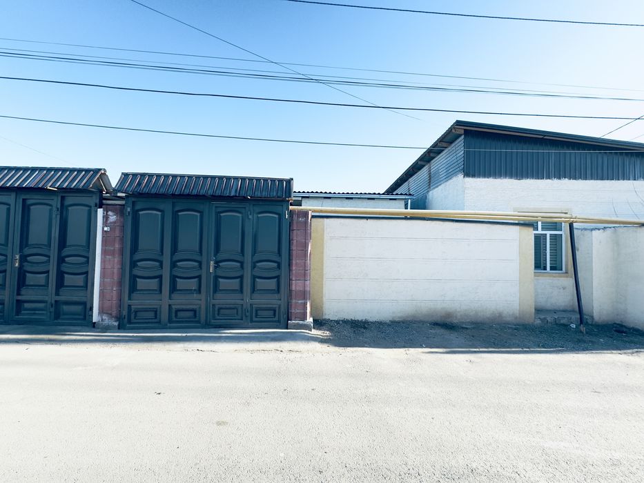 Продается дом. 3 комнаты.Яшнабадский район. Куйлюк. Компас