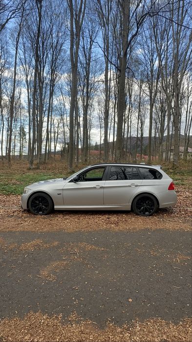 BMW E91 318d LCI