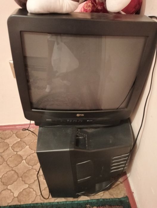 Телевизоры б/у продам срочно эх