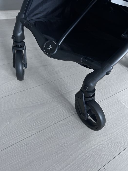 Vand carucior 1500 lei, usor negociabil