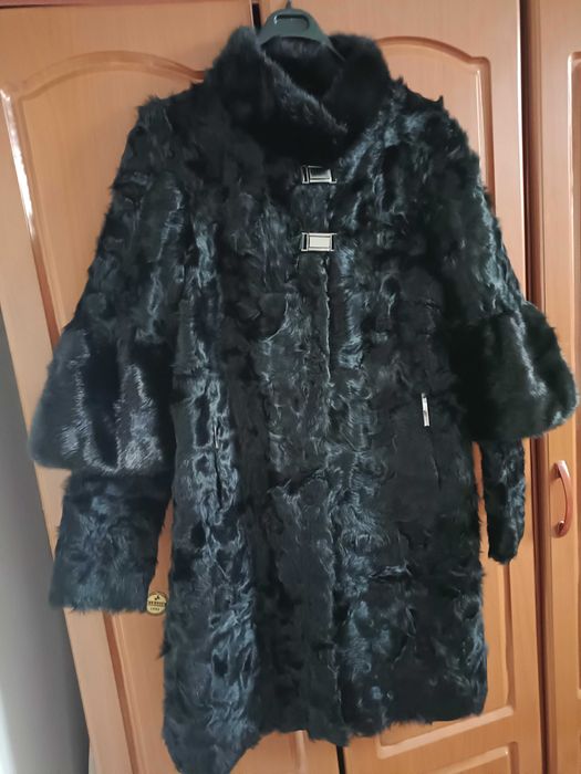 Продается б/у шуба